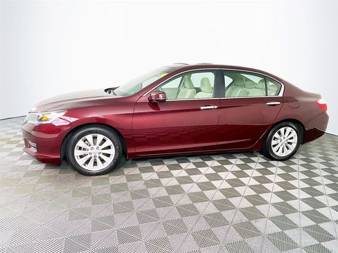 Used 2013 Honda Accord EX image 4