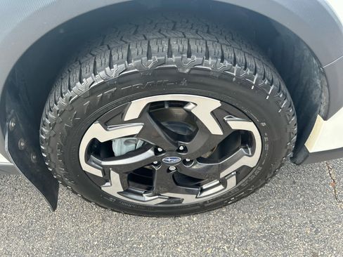 Used 2023 Subaru Crosstrek 2.5i Limited image 9