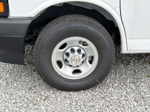 New 2026 Chevrolet Express 2500 Extended w/ Driver Convenience Package RWD image 5