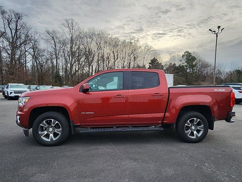 Used 2015 Chevrolet Colorado Z71 image 2