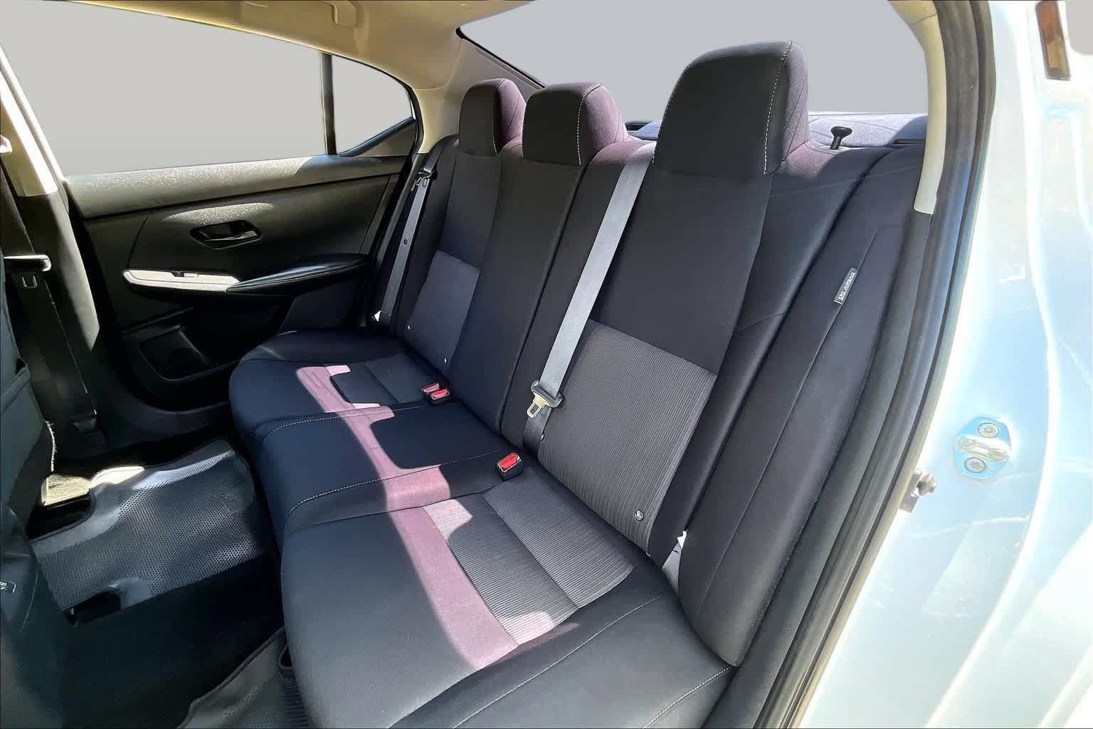 Used 2024 Nissan Sentra SV FWD image 20