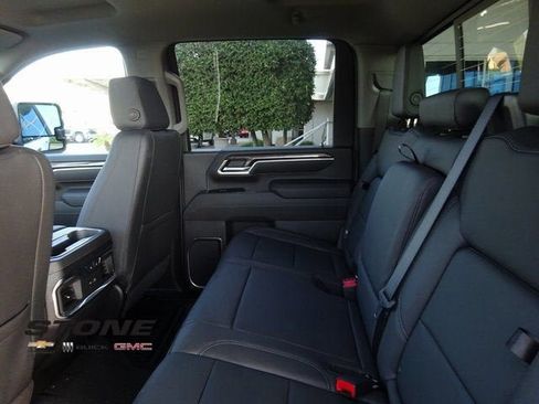 New 2026 Chevrolet Silverado 2500 LTZ w/ LTZ Premium Package image 21