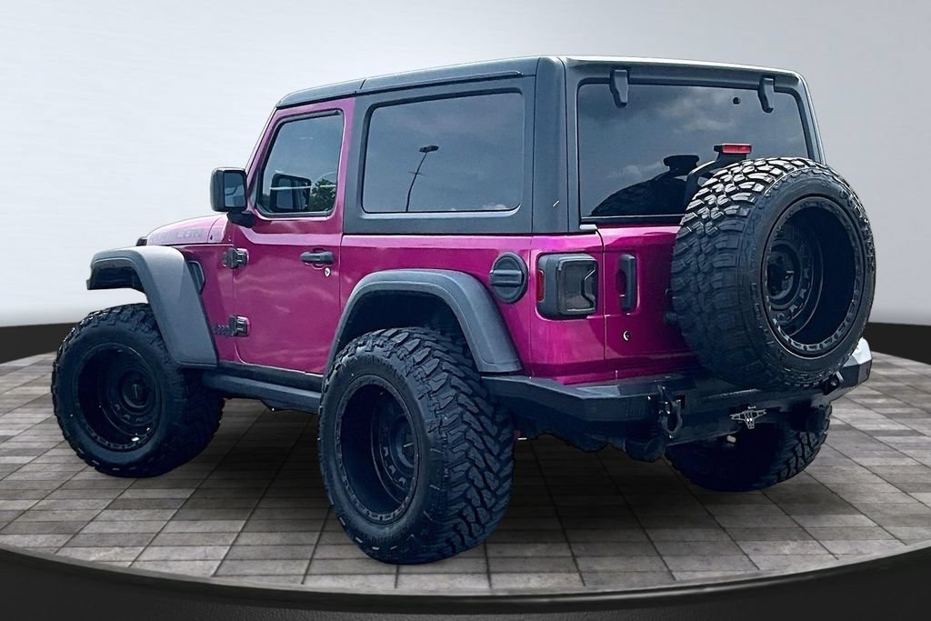 Used 2018 Jeep Wrangler Rubicon AWD/4WD image 12
