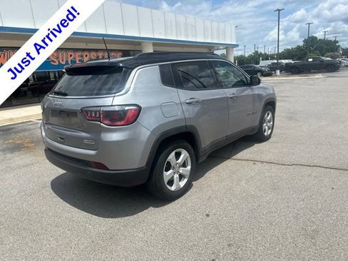Used 2020 Jeep Compass Latitude FWD image 4