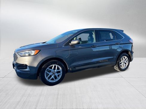 Used 2024 Ford Edge SEL image 7