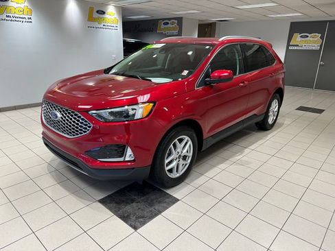 Used 2024 Ford Edge SEL w/ Convenience Package AWD/4WD image 2