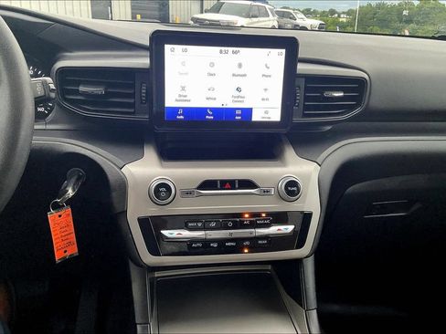 Used 2023 Ford Explorer 4WD image 15