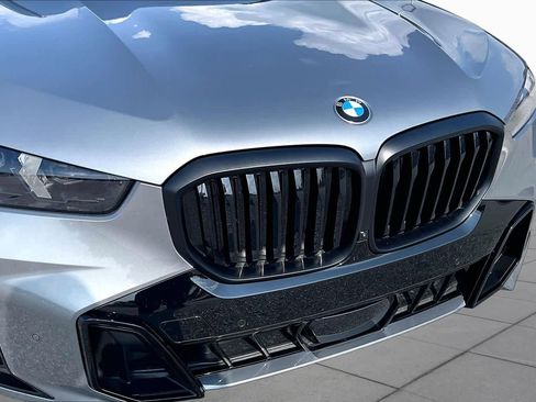 Used 2026 BMW X5 sDrive40i w/ Executive Package RWD image 30