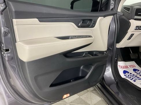 Used 2025 Honda Odyssey EX-L image 11