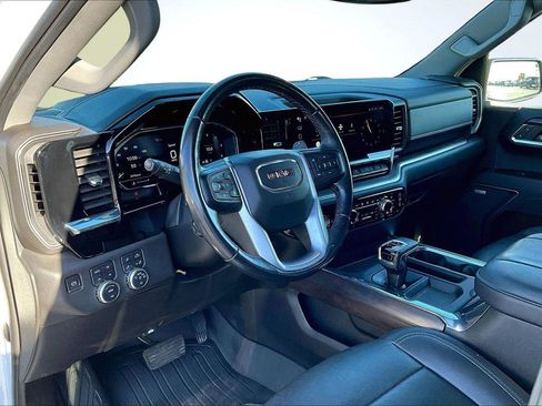 Used 2023 GMC Sierra 1500 SLT w/ SLT Premium Package image 14