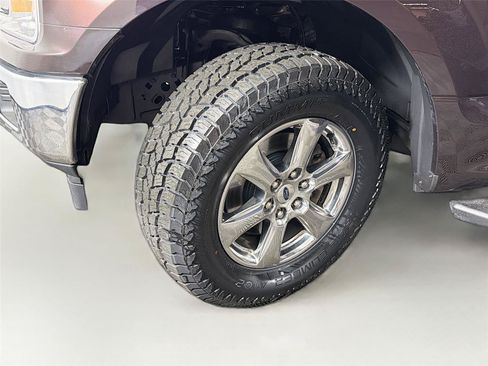 Used 2019 Ford F150 XLT w/ Equipment Group 302A Luxury AWD/4WD image 35