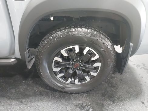 Certified 2024 Nissan Frontier PRO-4X w/ Pro Convenience Package AWD/4WD image 34