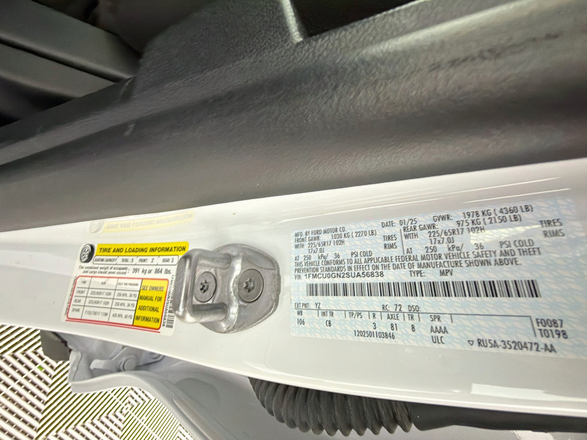 Used 2025 Ford Escape Active FWD image 12