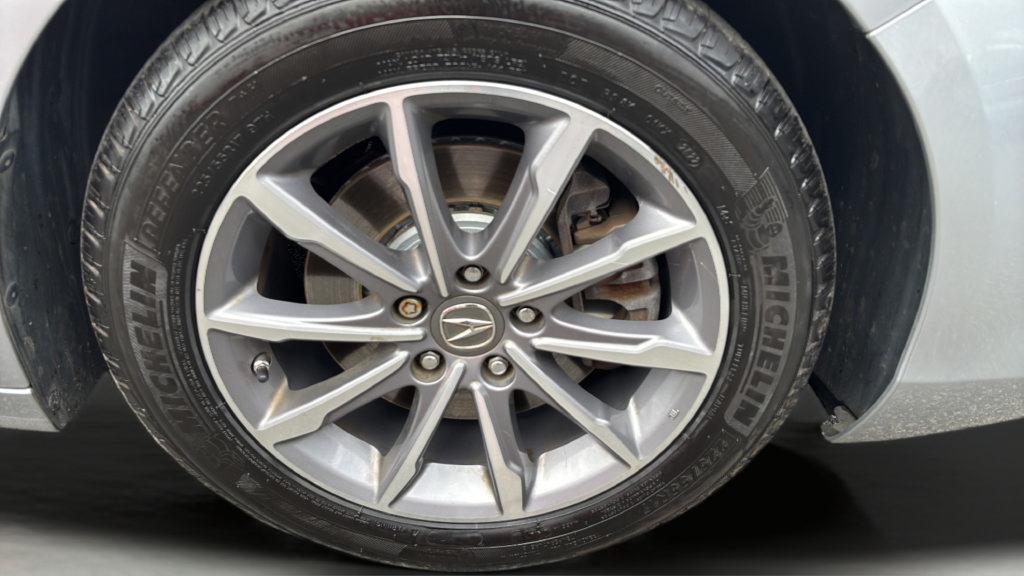 Used 2019 Acura TLX FWD image 16