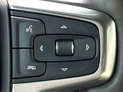 Used 2025 Chevrolet Silverado 1500 LTZ w/ Z71 Off-Road Package image 15