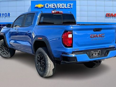 New 2026 GMC Canyon Elevation w/ Convenience Package image 3