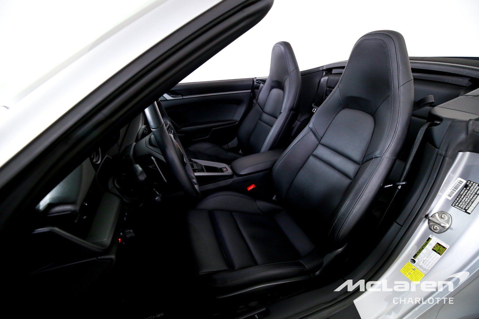 Used 2023 Porsche 911 Carrera RWD image 12