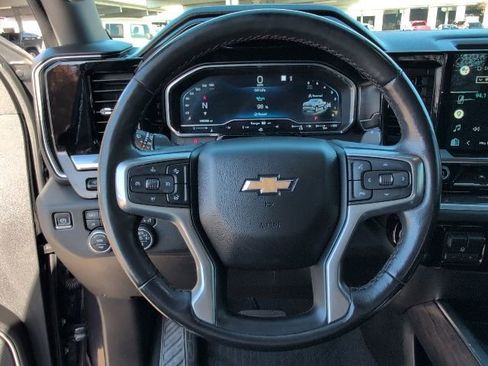 Certified 2022 Chevrolet Silverado 1500 LTZ w/ LTZ Premium Texas Edition image 18
