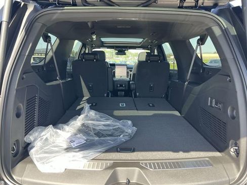 New 2026 GMC Yukon XL Denali w/ Sun & Power Step Package AWD/4WD image 31