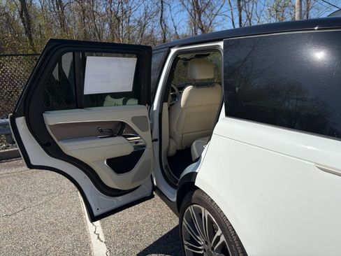 New 2026 Land Rover Range Rover SE AWD/4WD image 12