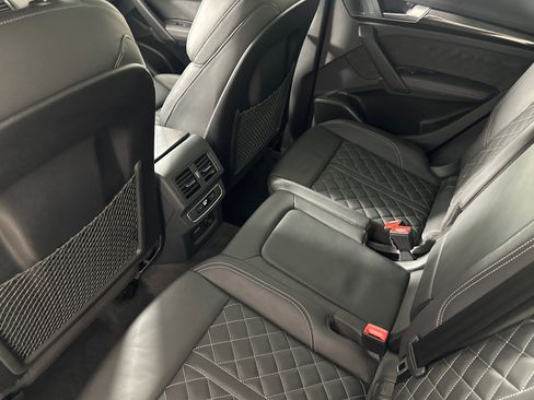 Used 2024 Audi SQ5 Premium Plus w/ Premium Plus Package image 11