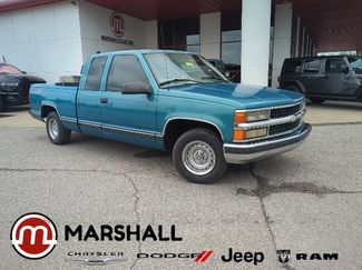 Used 1998 Chevrolet Silverado 1500 2WD Extended Cab w/ Preferred Equipment Group 2 video 1