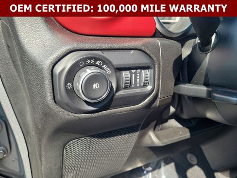 Used 2019 Jeep Wrangler Unlimited Rubicon AWD/4WD image 29