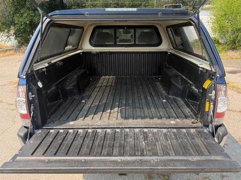 Used 2015 Toyota Tacoma 4x4 Double Cab w/ SR5 Package image 15