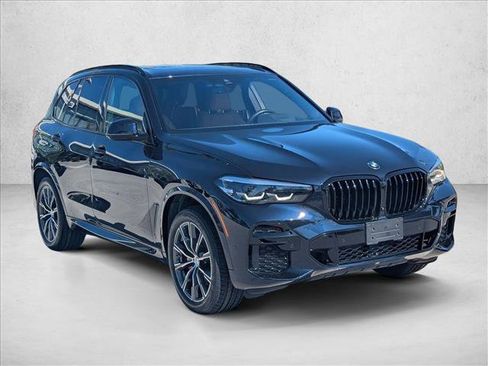 Certified 2023 BMW X5 xDrive40i w/ M Sport Package image 3