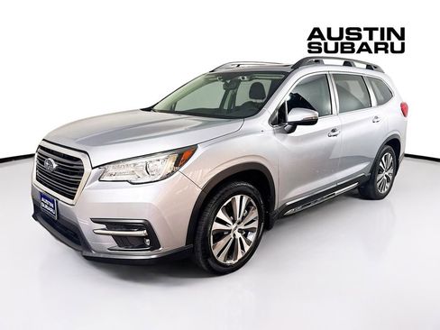Used 2021 Subaru Ascent Limited w/ Technology Package image 3