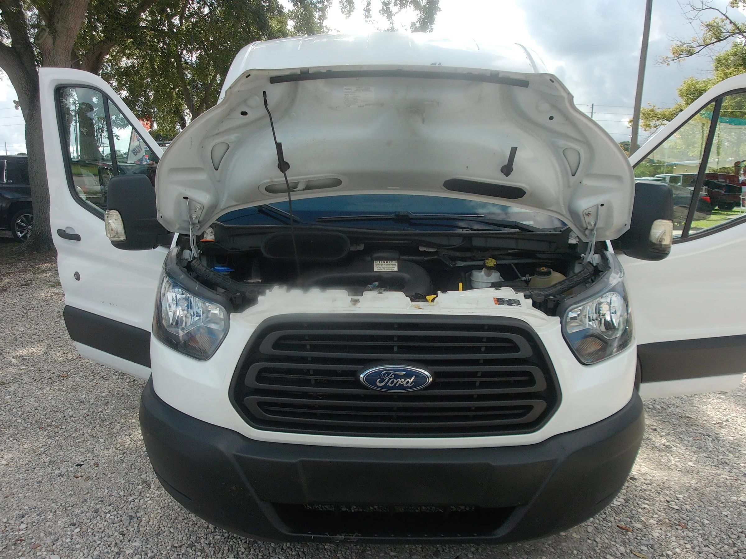 Used 2019 Ford Transit 150 148 Medium Roof RWD image 33