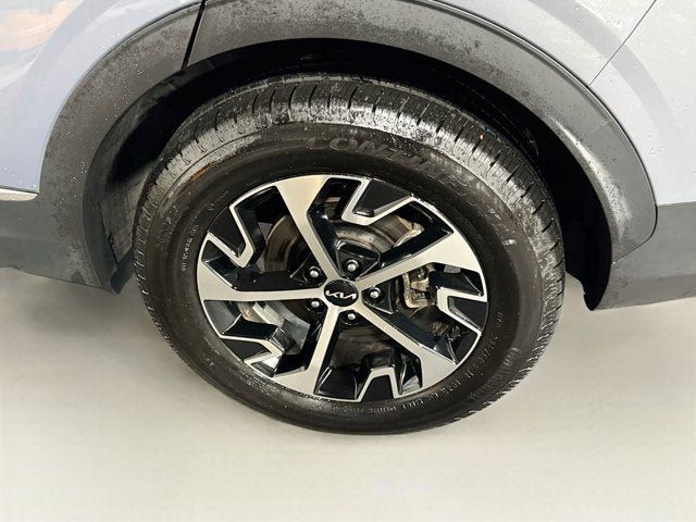 Used 2025 Kia Sportage EX AWD/4WD image 26