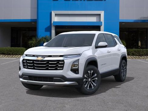 New 2026 Chevrolet Equinox LT FWD image 7