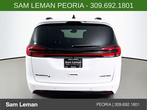 New 2026 Chrysler Pacifica Limited w/ S Appearance Package image 6