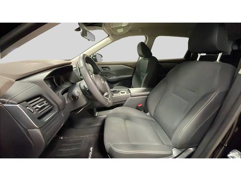 Used 2023 Nissan Rogue S AWD/4WD image 12