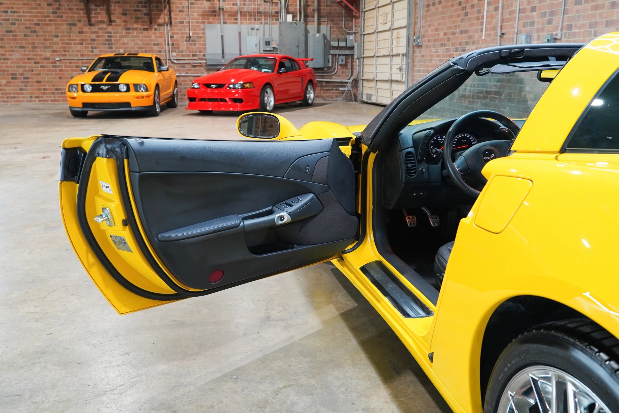 Used 2012 Chevrolet Corvette Coupe w/ Roof Package RWD image 48