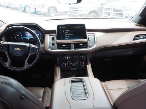 Used 2022 Chevrolet Suburban High Country w/ Premium Package 2 image 18