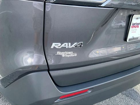 Used 2025 Toyota RAV4 XLE w/ Convenience Package image 30