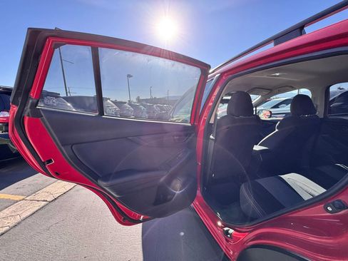 Used 2020 Subaru Crosstrek 2.0i Premium image 22