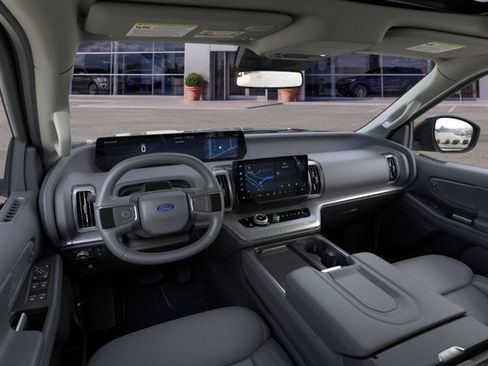 New 2025 Ford Expedition Active AWD/4WD image 9
