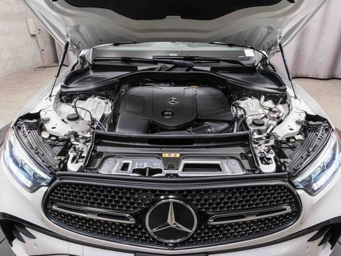 Certified 2023 Mercedes-Benz GLC 300 image 24