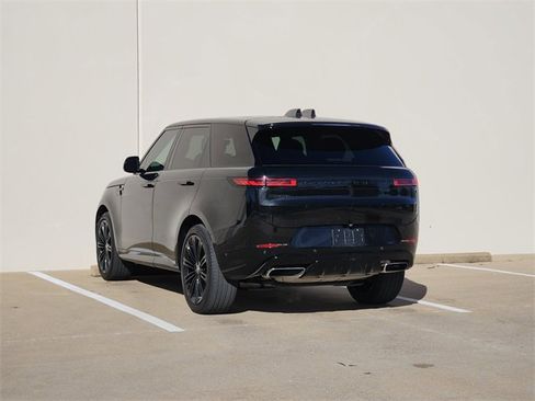 Used 2024 Land Rover Range Rover Sport Dynamic SE image 5