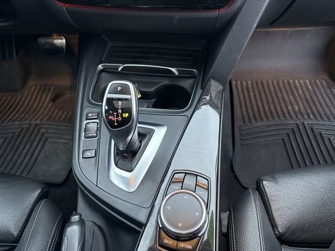 Used 2017 BMW 330i xDrive Sedan image 10