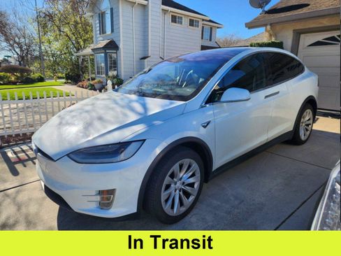 Used 2020 Tesla Model X Long Range AWD/4WD image 1