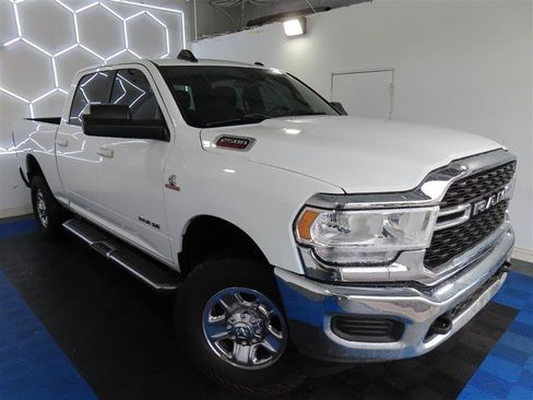Used 2022 RAM 2500 Big Horn AWD/4WD image 5