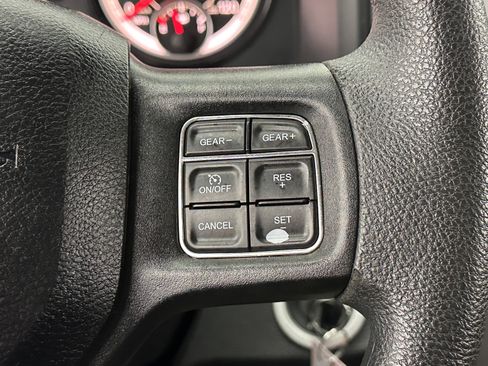 Used 2018 RAM 1500 Express image 15