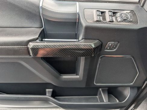 Used 2019 Ford F150 Lariat w/ Equipment Group 502A Luxury AWD/4WD image 41