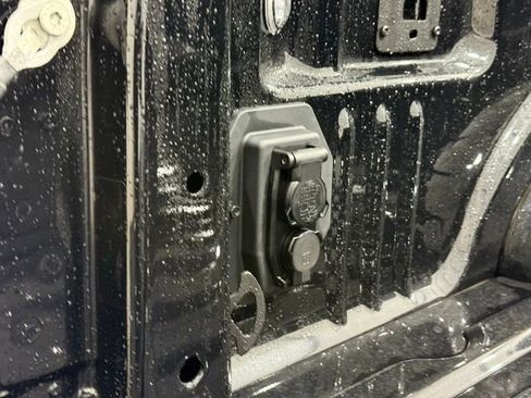 Used 2026 Ford F450 Platinum w/ FX4 Off-Road Package image 5