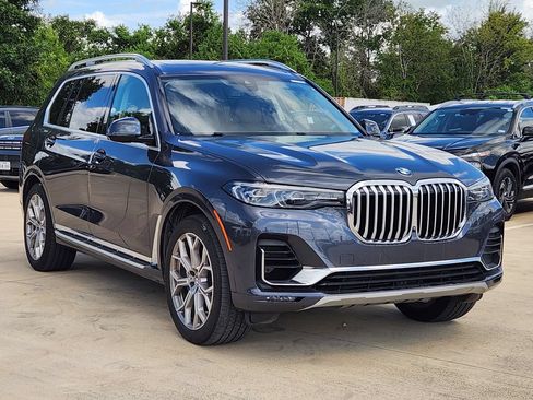Used 2019 BMW X7 xDrive40i w/ Premium Package AWD/4WD image 3