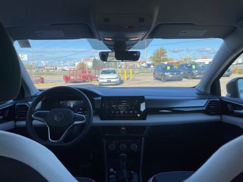 Used 2025 Volkswagen Taos S image 7